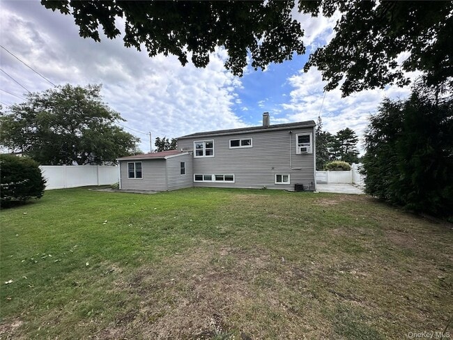 Building Photo - 5 Eagle Ln