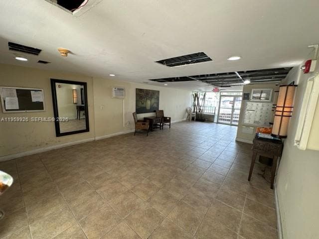 Building Photo - 3527 NE 168th St