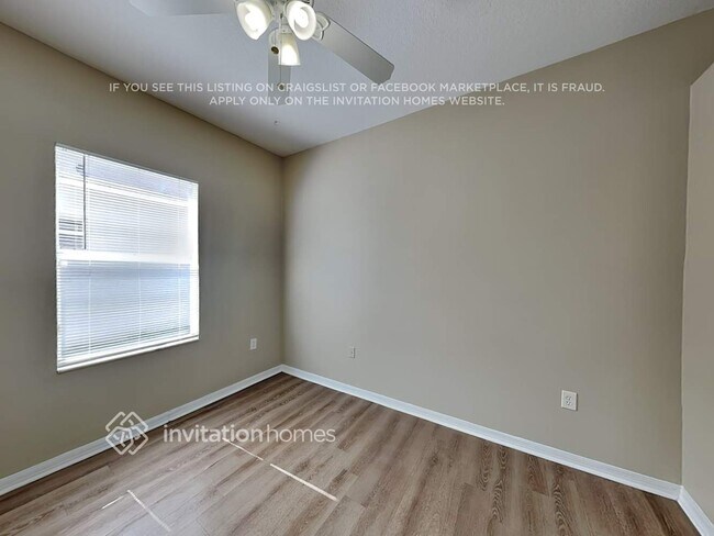 Building Photo - 24931 Vintage Ct