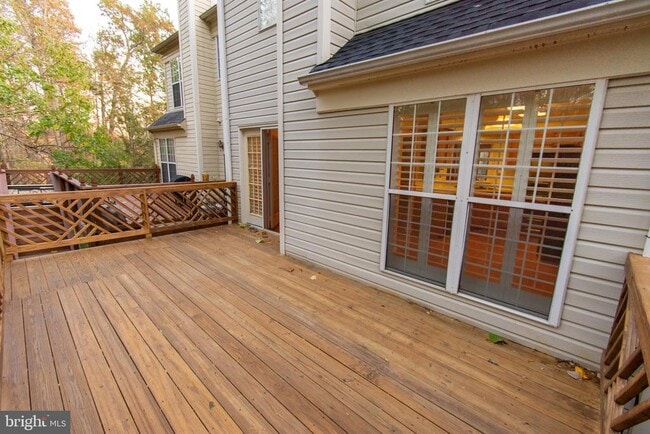 Building Photo - 11970 Thurloe Dr