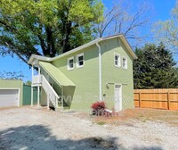 Building Photo - 209 Wedowee St