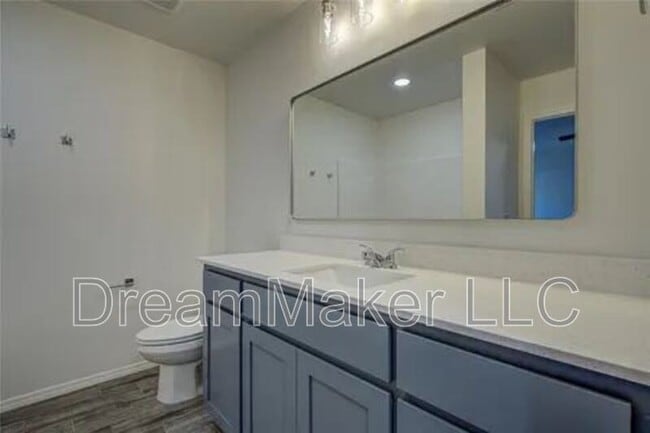Building Photo - 2405 28th Ter