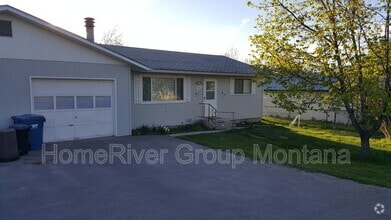 Building Photo - 4857 Country Club Ln