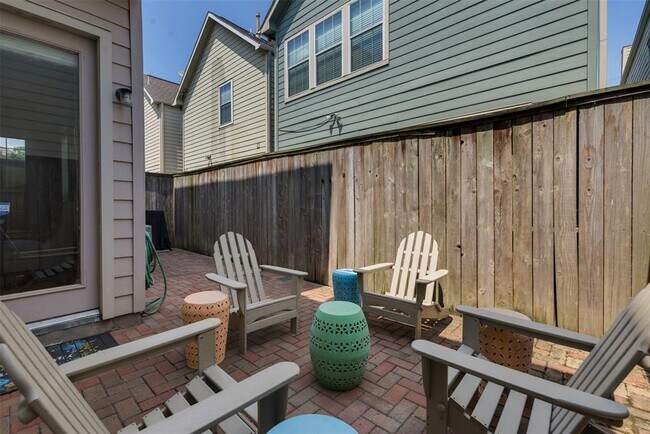 Building Photo - 3444 Cline St