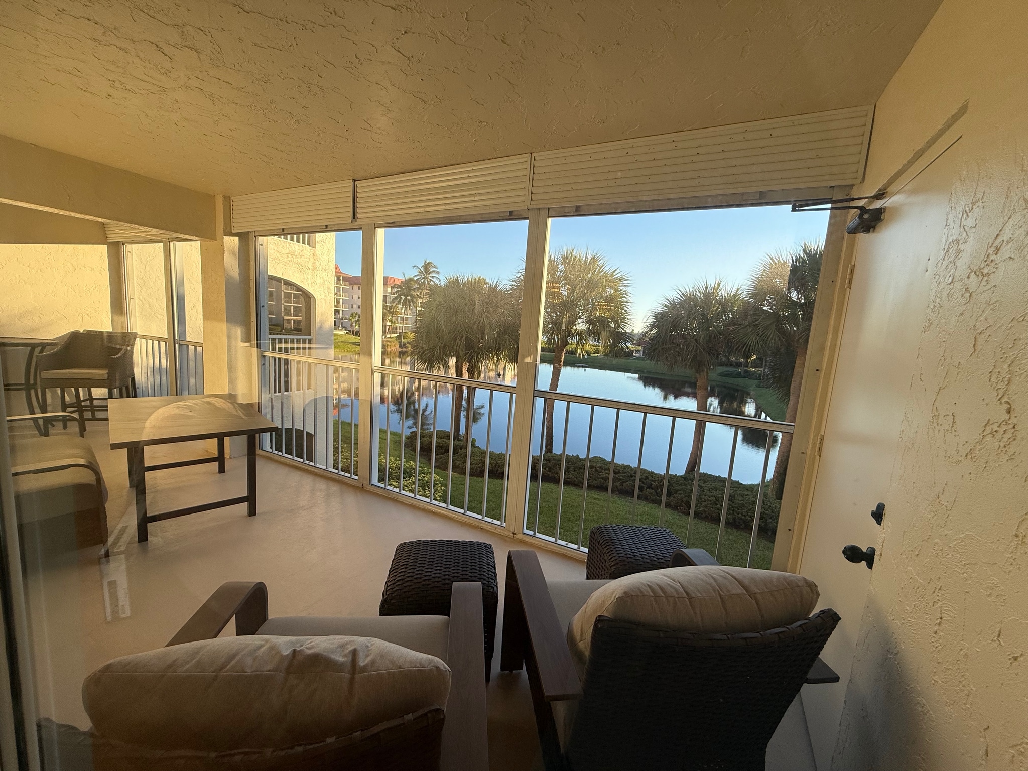 Building Photo - 102 Half Moon Cir