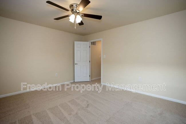 Building Photo - 8343 Irongate Way