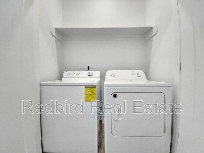 Building Photo - 2048 McKinley St