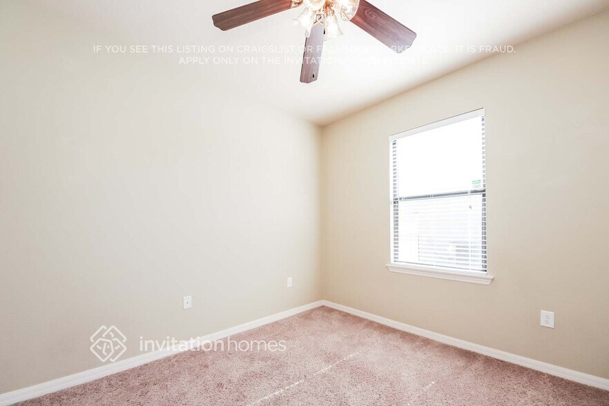 Building Photo - 3046 Boating Boulevard