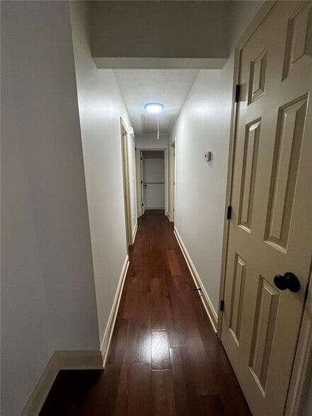 Building Photo - 11 Harvest Way