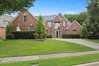 Building Photo - 1207 Conroe Dr