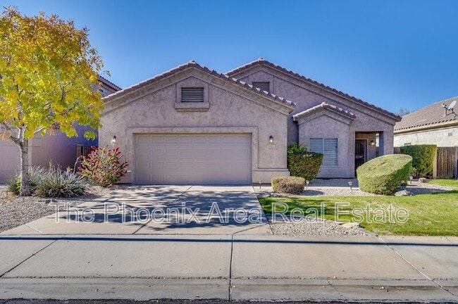 Building Photo - 940 S Silverado St