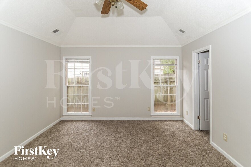 Building Photo - 3083 Dumbeath Rd