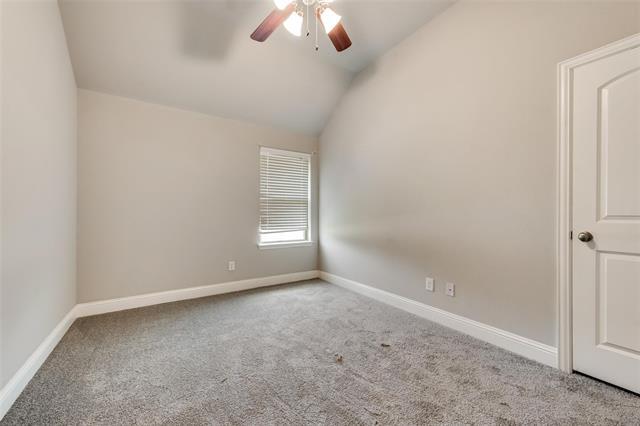 Building Photo - 698 Harper Dr