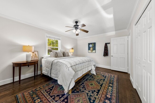 Building Photo - Sought after Madison Park House for Rent