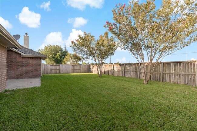 Building Photo - 4111 Mustang Rd