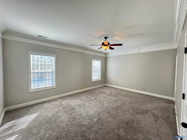 Building Photo - 126 Bilton Dr