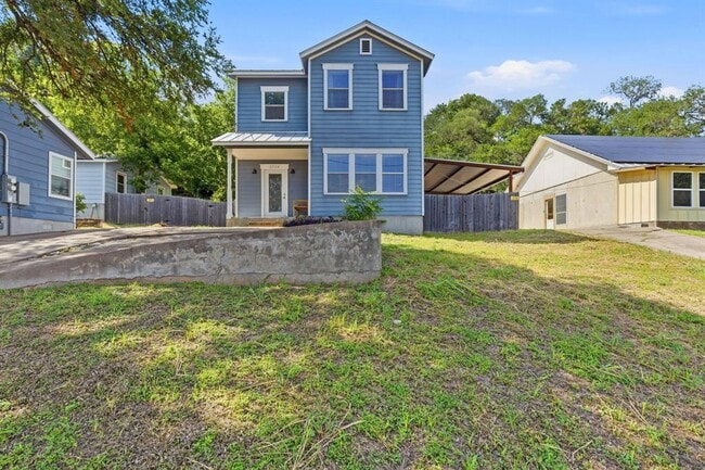Building Photo - 2720 Oak Springs Dr