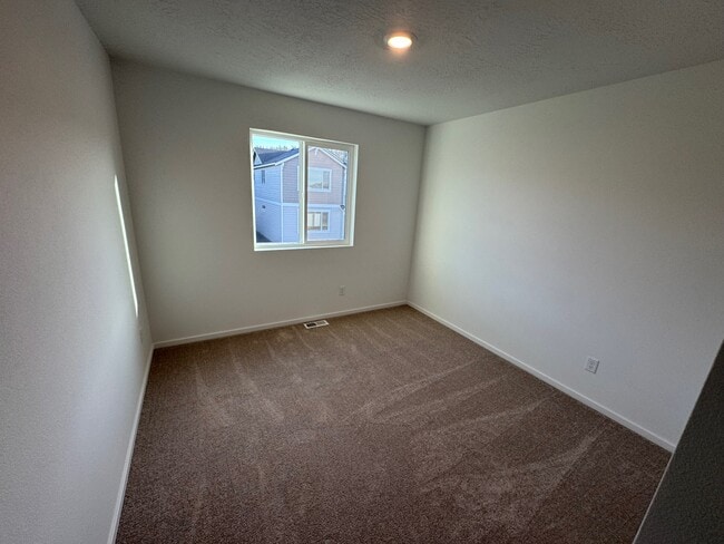 Building Photo - 24884 E Snowy Owl Lp