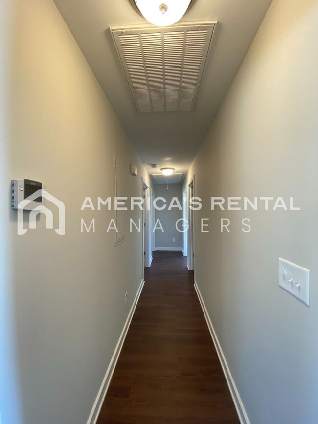 Building Photo - MOVE IN SPECIAL!!! - Wonderful Home for Rent in Talladega, AL... Available to View Now!!! - Sign ...