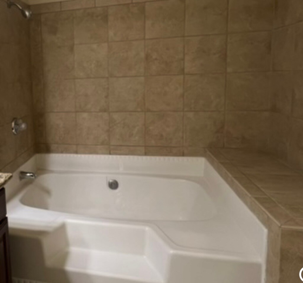 Building Photo - 4050 Pacific Harbors Dr