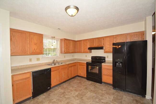 Building Photo - 1829 Maradona Dr