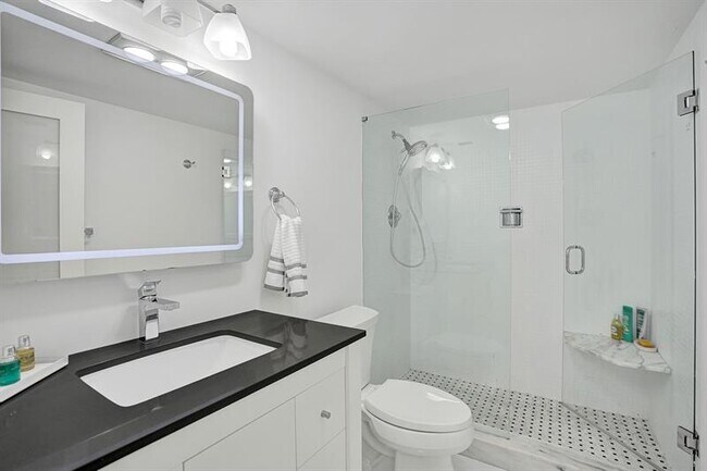 Building Photo - 3430 Galt Ocean Dr