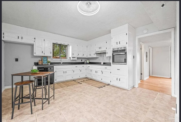 Building Photo - 2408 Cavalla Loop