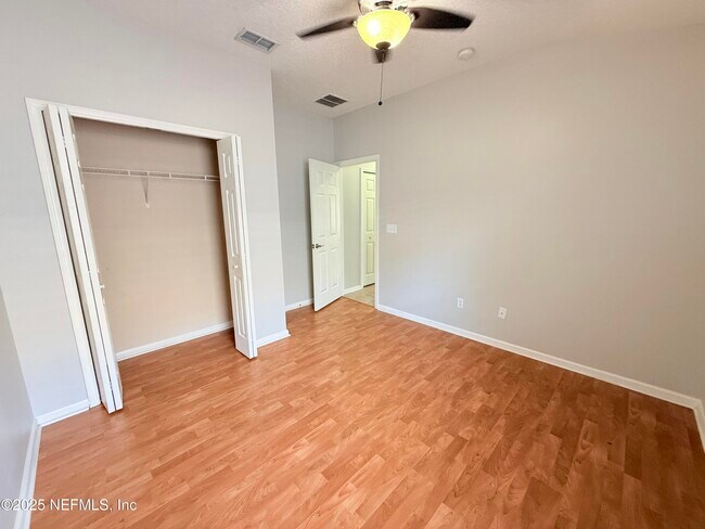 Building Photo - 14793 Falling Waters Dr