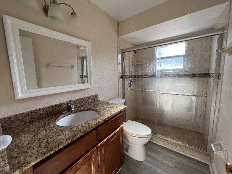 Building Photo - 1425 Orchid Ln