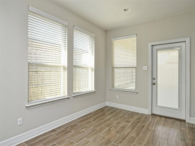 Building Photo - 3724 Lunet Ring Way