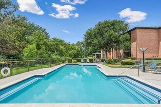 Building Photo - Valley Ridge Apartment Homes