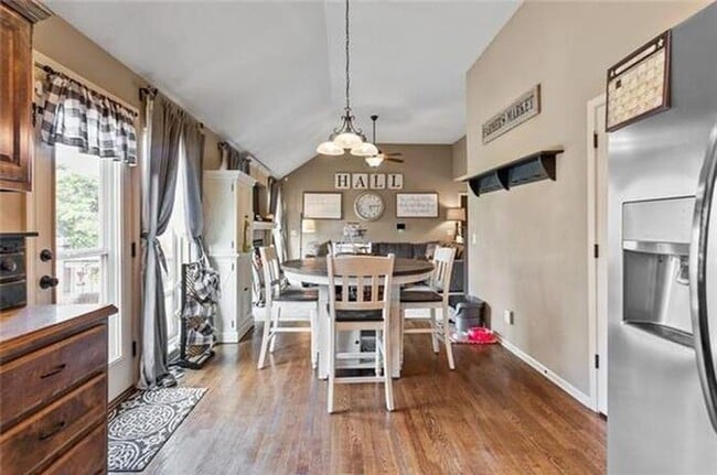 Building Photo - Stunning 3BR 2.5BA Home w/ Fenced Yard & Spacious Deck • Stainless Kitchen • Oversized Garage in ...