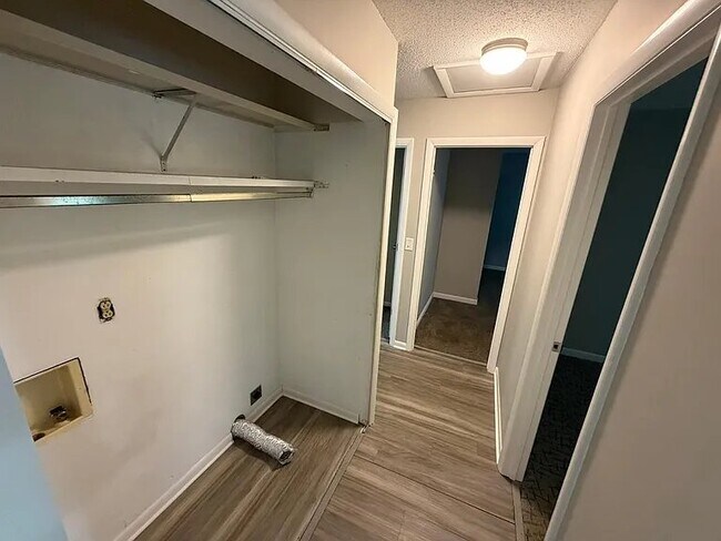 Building Photo - 3781 Cherry Hill Ct