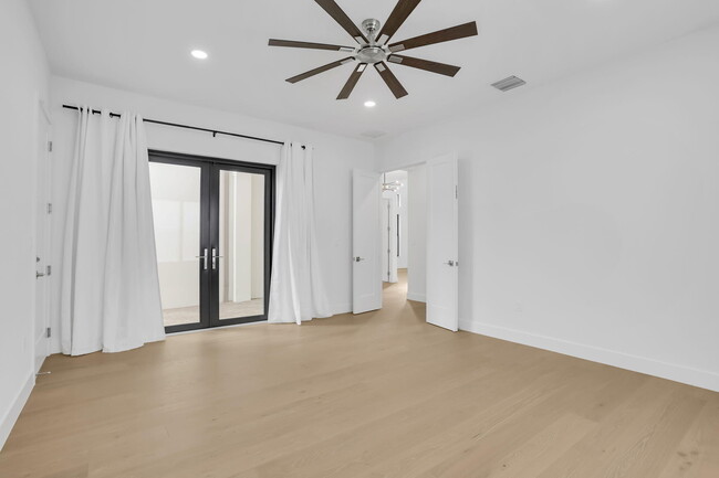 Building Photo - 21049 Violet Flds Wy