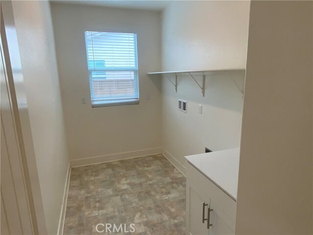 Building Photo - 5927 White Willow Ln