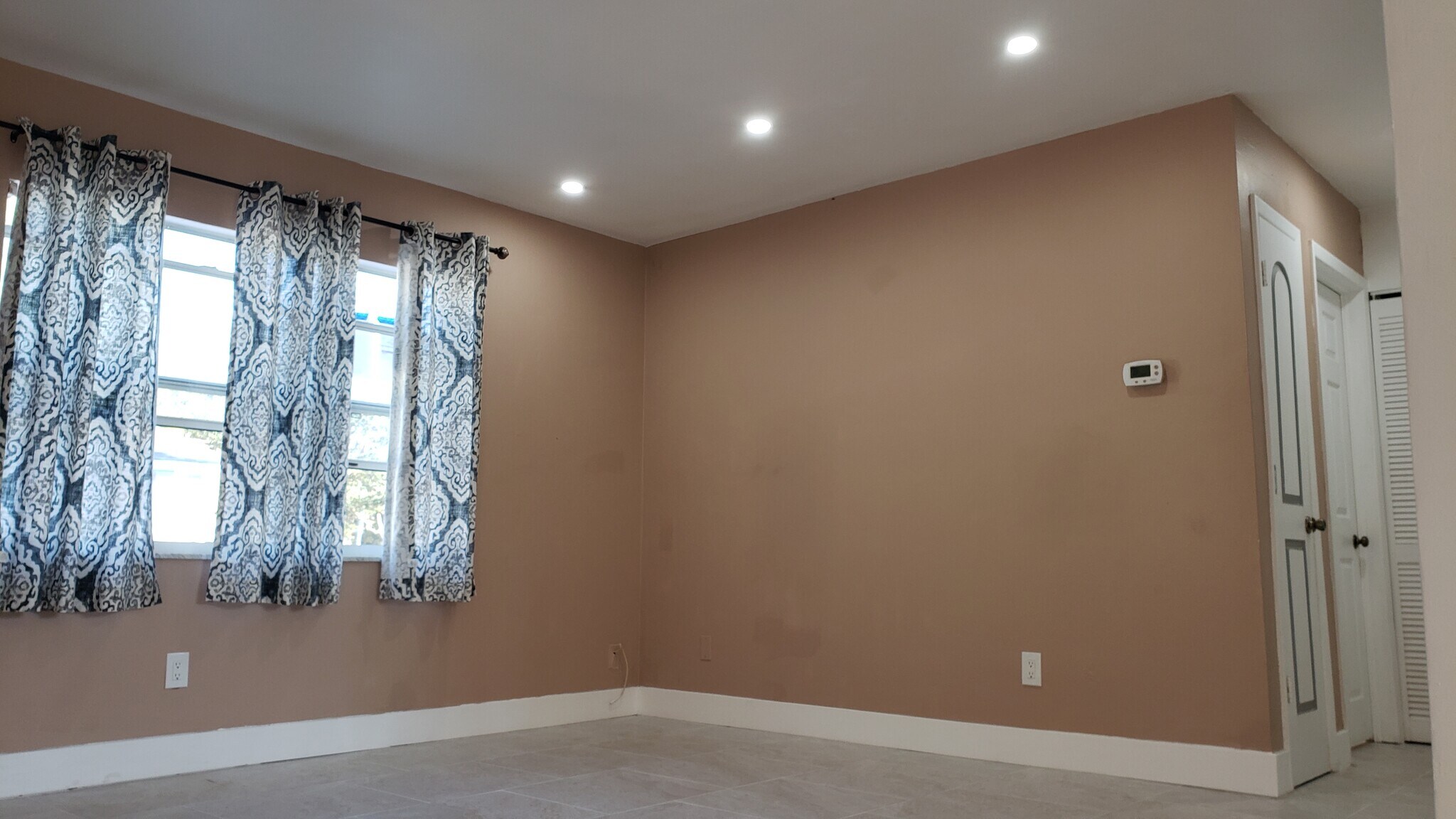 Building Photo - 651 16th St NW