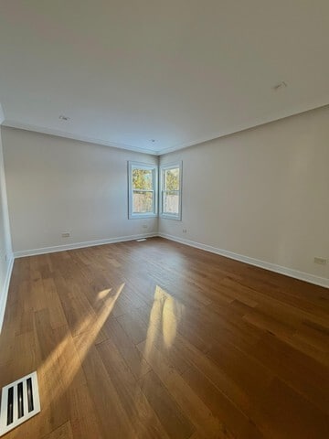 Building Photo - 830 Deerfield Rd