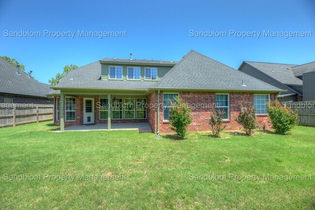 Building Photo - FOR LEASE | Jenks | $2500 Rent | 5 Bed, 3 ...