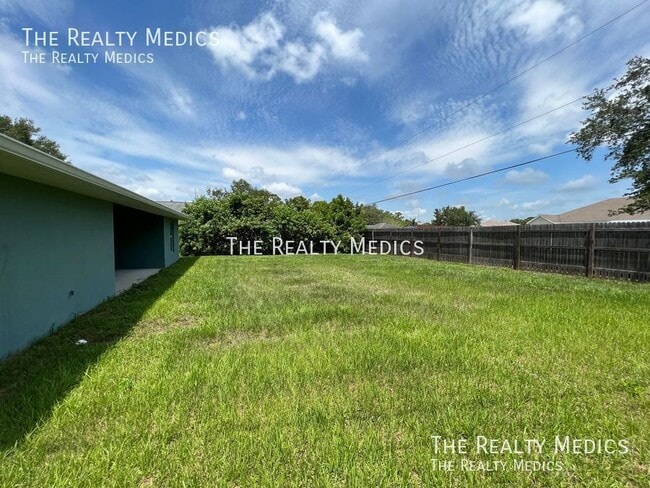 Building Photo - 1245 Giralda Cir NW