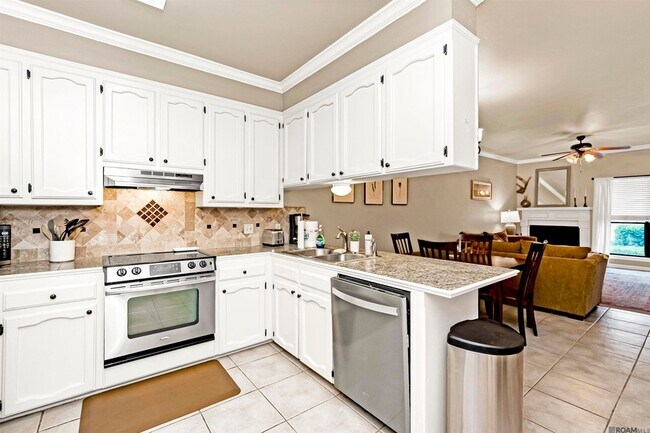 Building Photo - 4188 Jefferson Woods Dr