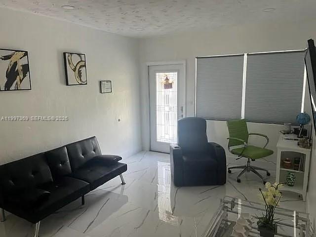 Building Photo - 11221 NE 9th Ave