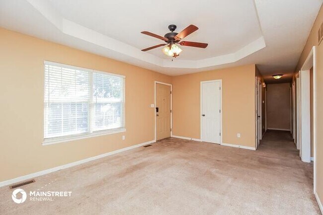 Building Photo - 18508 E Blackhawk Trail, Independence, MO ...