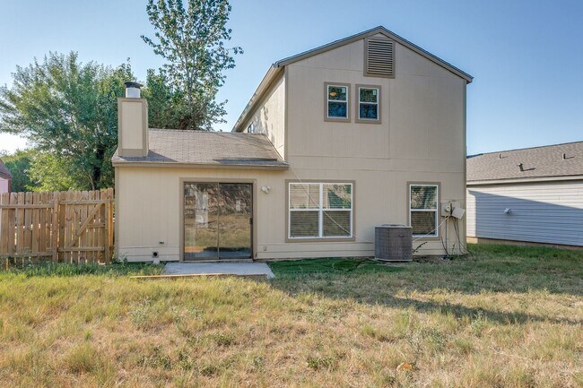 Building Photo - 4-BEDROOM ON CUL DE SAC IN SUNRISE