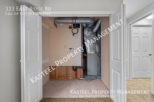 Building Photo - 333 E Ridge Rd
