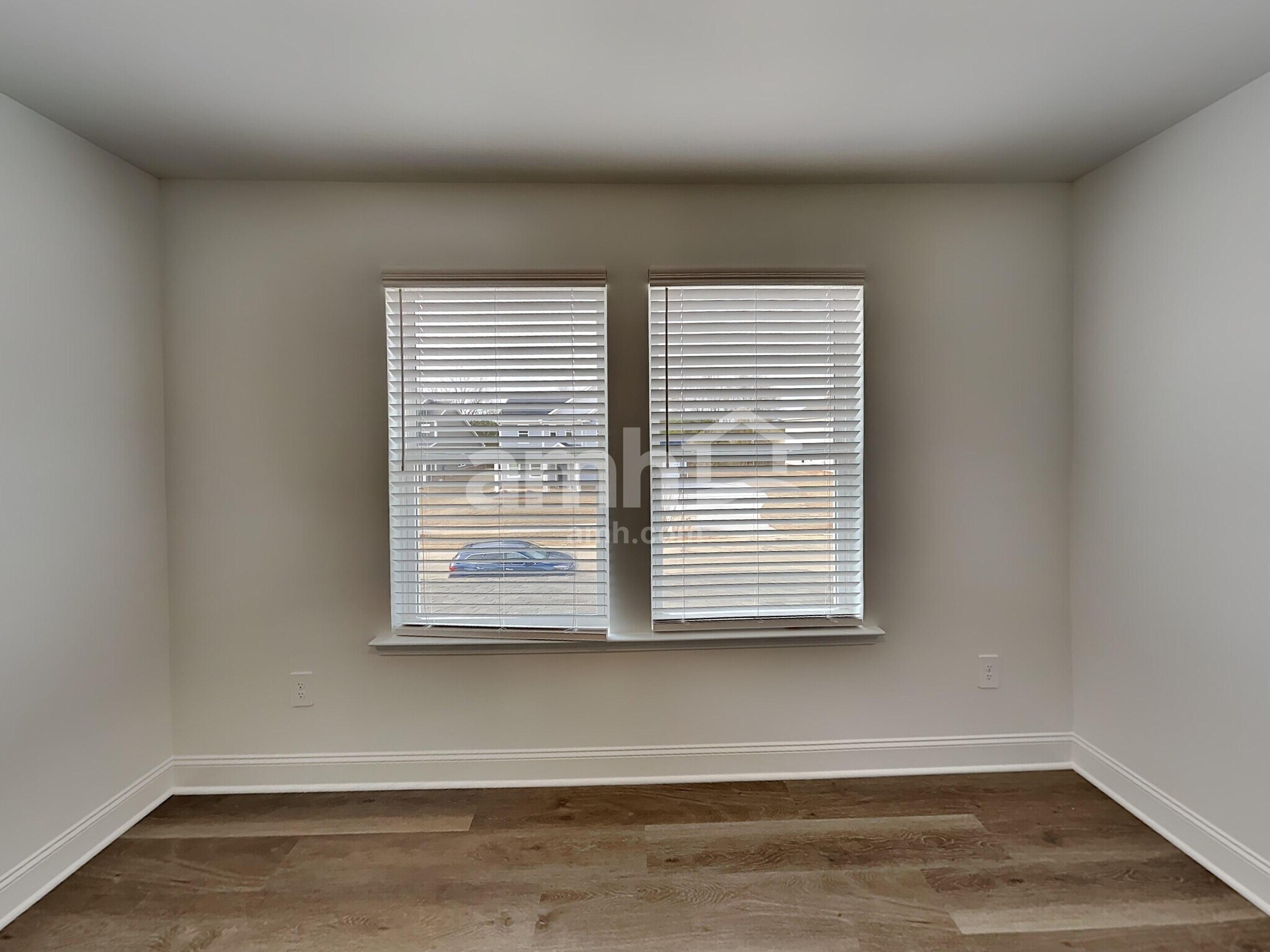 Building Photo - 104 Punderson Dr