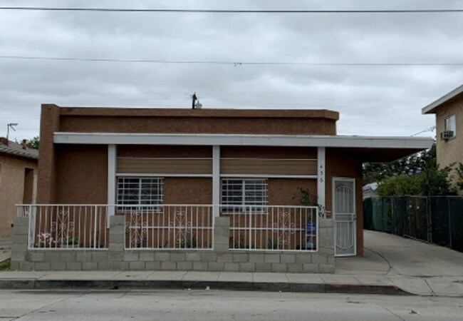Building Photo - 456