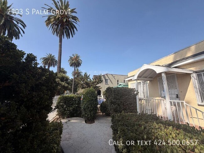 Building Photo - 2903 S Palm Grove Ave