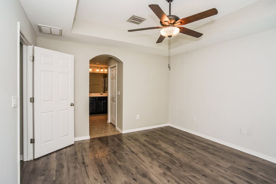 Building Photo - 7603 Forest Mere Dr