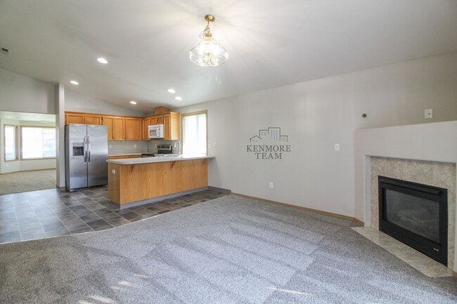 Building Photo - 5108 Montague Ln