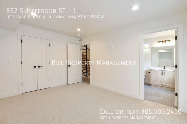 Building Photo - 852 Jefferson St W